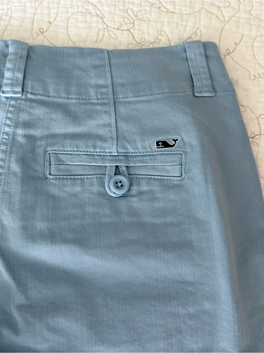 Vineyard Vines Women’s Blue Chino Shorts Size 0